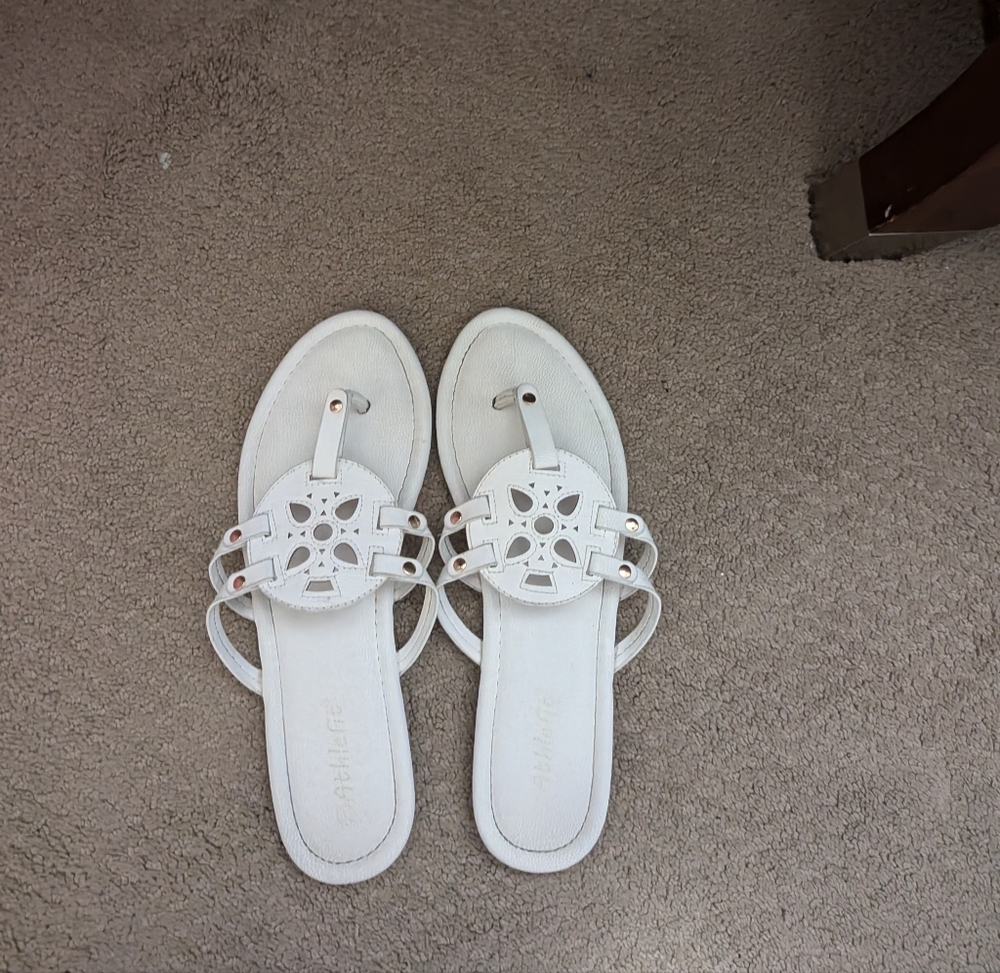 Women's sandals